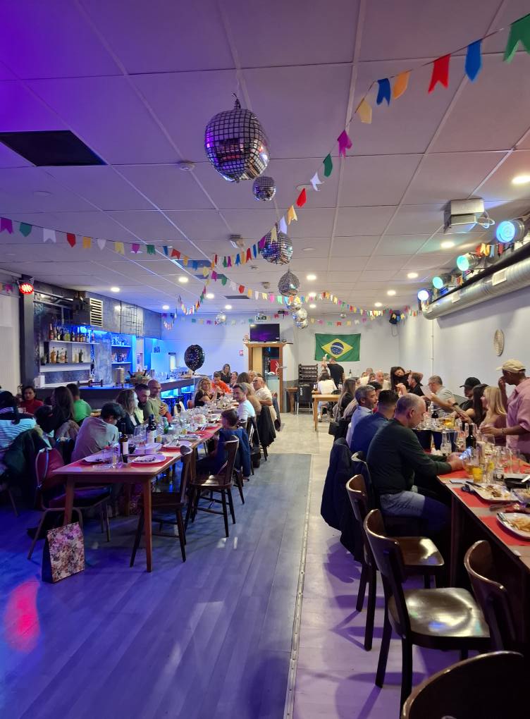 Intérieur décoré pour fête